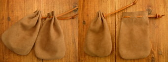 この革でキンチャクを製作(見本品)